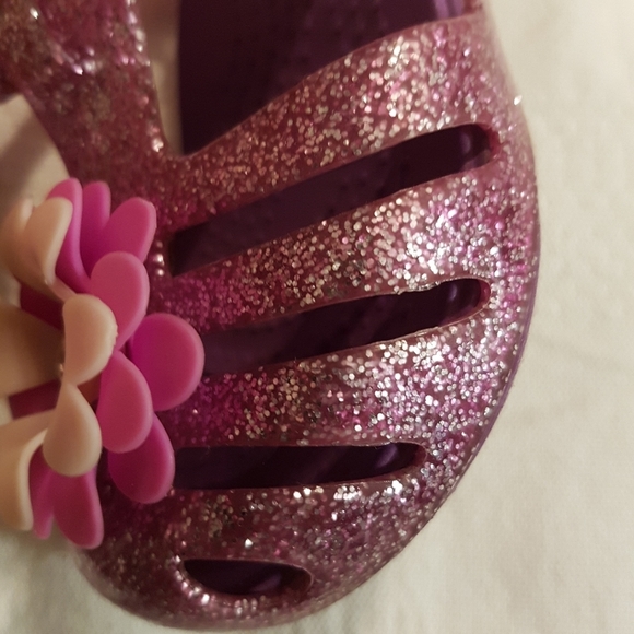 Crocs little girl sandals size 8 - Picture 2 of 6